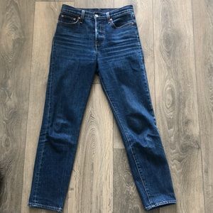 Levi’s tapered, highwaisted jeans